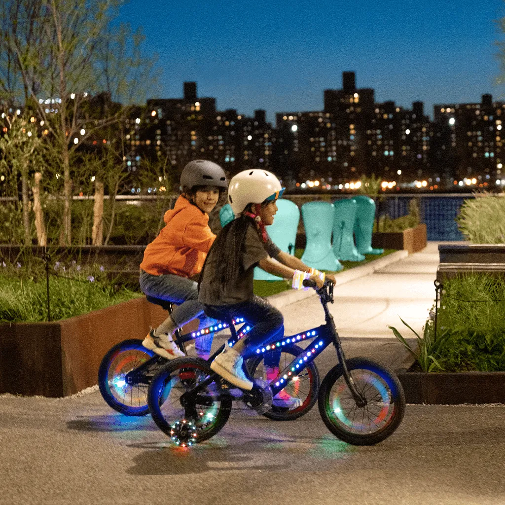 JLR W (Aura) Light Up Bike with Training Wheels